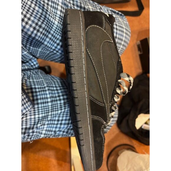 Nike \
